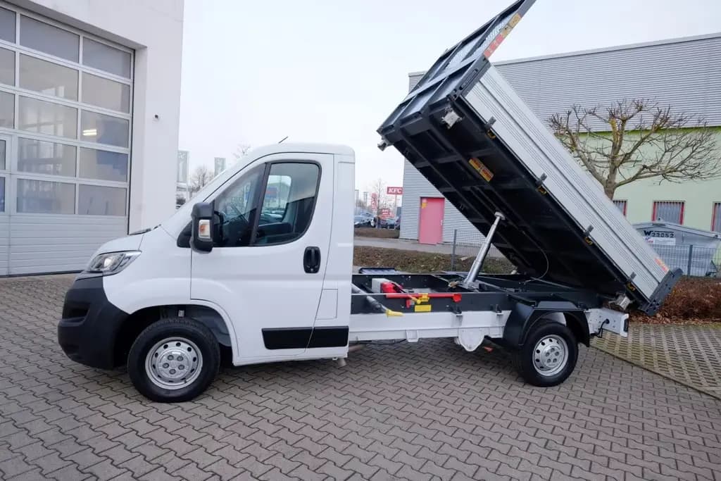 Main__Slider__Photo:Citroën Jumper Club 35 Dreiseitenkipper L2 BlHDI 140/AHK 05/2022-0