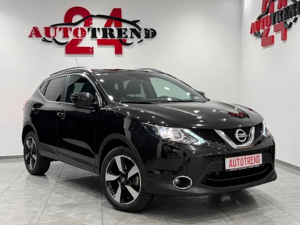 Main__Slider__Photo:Nissan Qashqai N-Vision 1.HAND PANO+°360KAMERA+PDC 04/2017-0