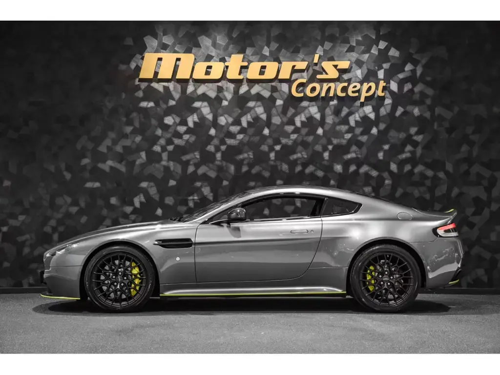 Main__Slider__Photo:Aston Martin V8 Vantage AMR - 1 OF 200 06/2018-1