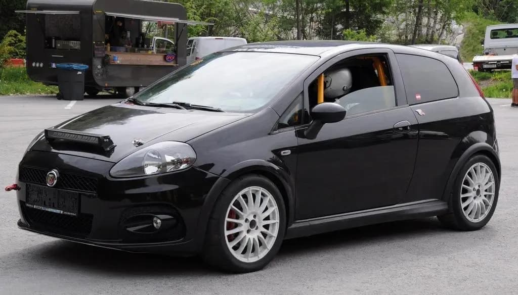 Main__Slider__Photo:Abarth Grande Punto Rallye M1 01/2008-0