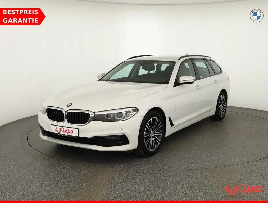 Main__Slider__Photo:BMW 520 d Touring Sport Line LED Navi Sitzheizung PDC 01/2020-0