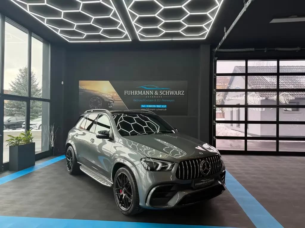 Main__Slider__Photo:Mercedes-Benz GLE 63 AMG GLE63 AMG+SHZ+PANO+AHK+HeadUp+Burmester+AMG-LMR 11/2021-0