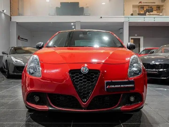 Main__Slider__Photo:Alfa Romeo Giulietta 1750 TBi Quadrifoglio Verde 10/2014-0