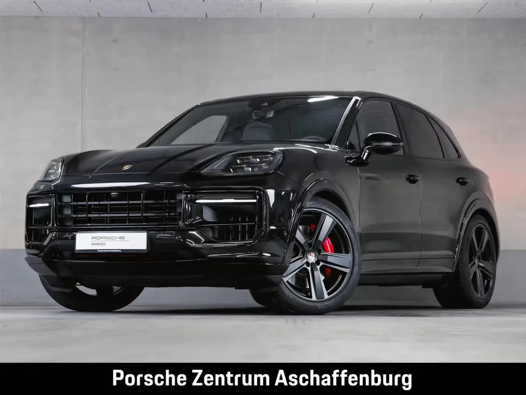 Main__Slider__Photo:Porsche Cayenne GTS Panoramadach Sport Design 12/2024-0