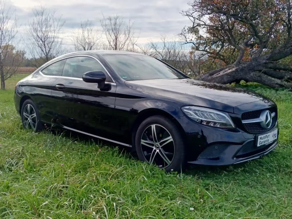 Main__Slider__Photo:Mercedes-Benz C-Class 180 C -Klasse Coupe C 180 09/2019-0