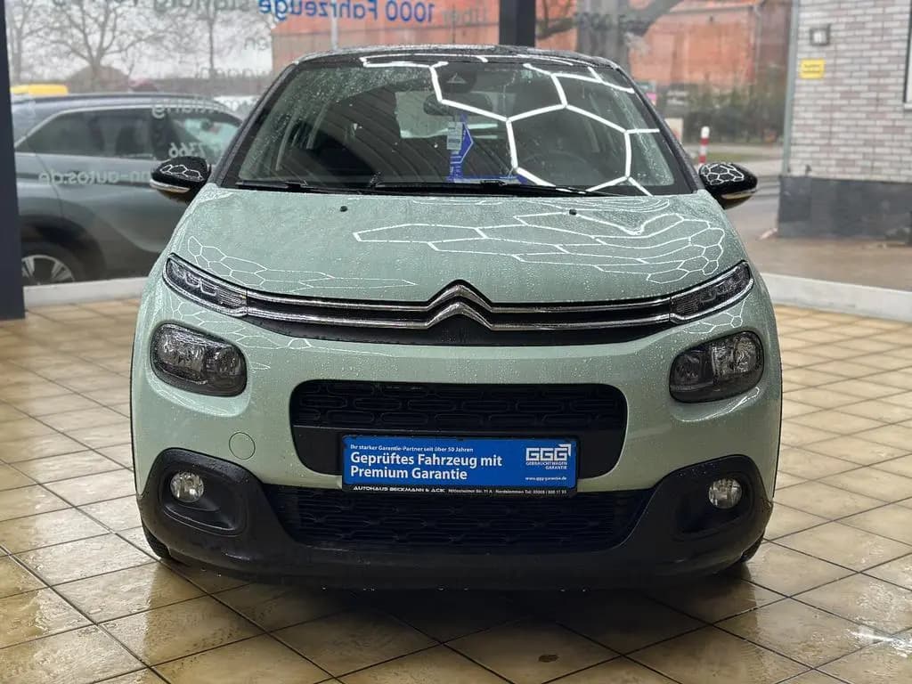 Main__Slider__Photo:Citroën C3 1.2 PureTech 110 Shine*TÜV*PANORAMA*NAVI*SHZ* 05/2018-0