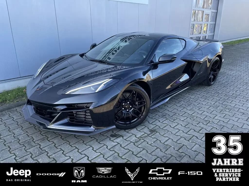 Main__Slider__Photo:Corvette Z06 Coupe 3LZ 5.5 V8 08/2025-0