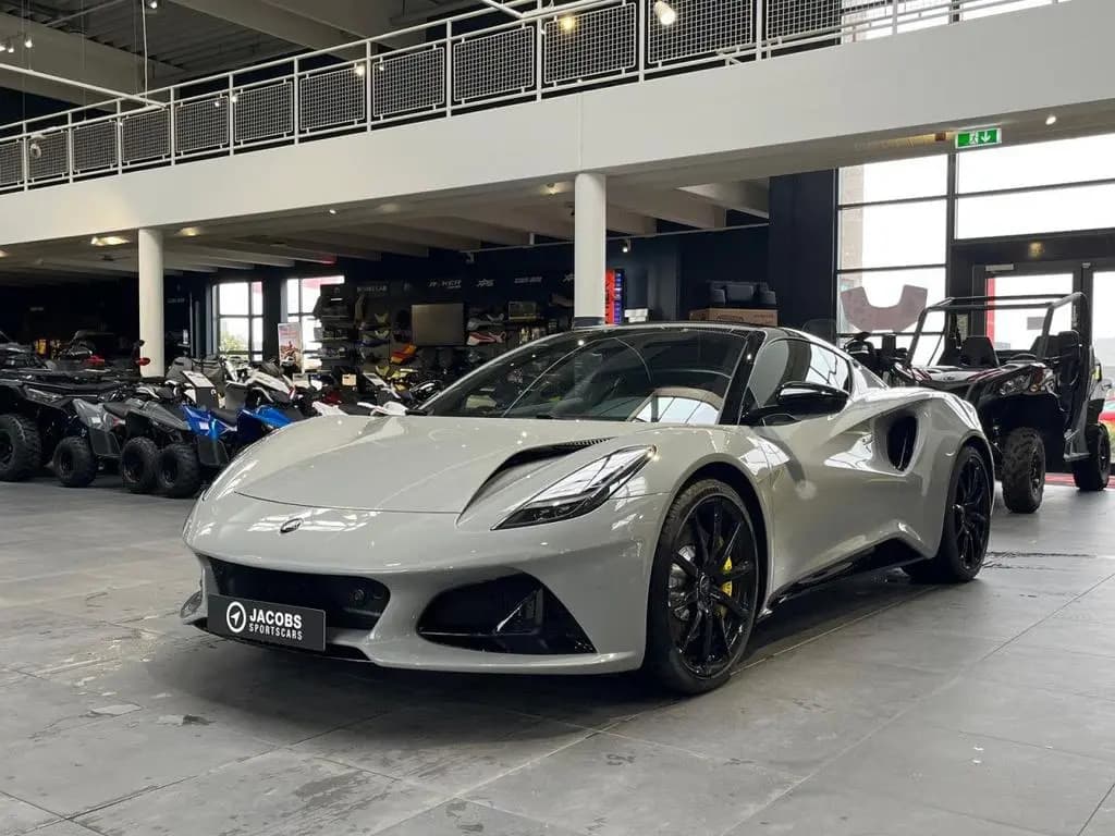 Main__Slider__Photo:Lotus Emira V6 SE null-0