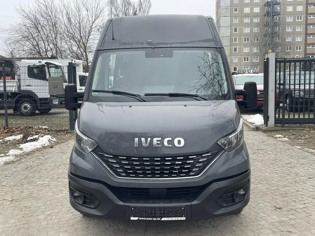Main__Slider__Photo:Iveco Daily 35C18 Mixto Hi-Matic 3.0HPI *5-Sitzer*AHK* 08/2021-1