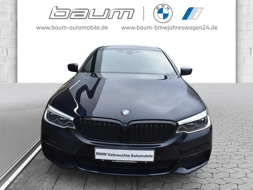Main__Slider__Photo:BMW 5 Series 530d Limousine M Sportpaket Head-Up HiFi LED 03/2018-1