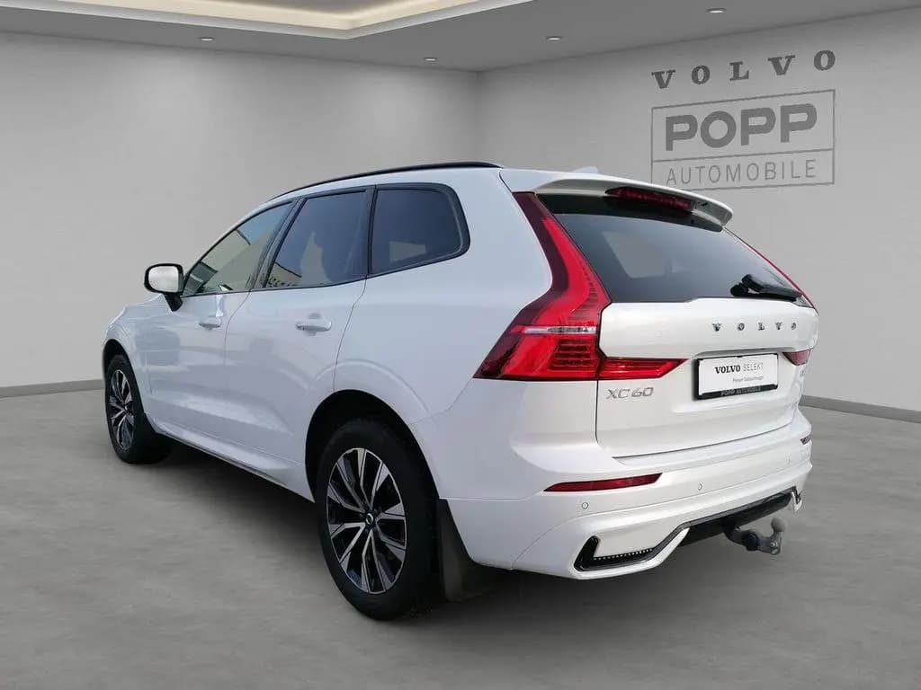 Main__Slider__Photo:Volvo XC60 B4 AWD Plus Dark 4xSHZ ACC AHK FHZ H/K STHZ 03/2023-0