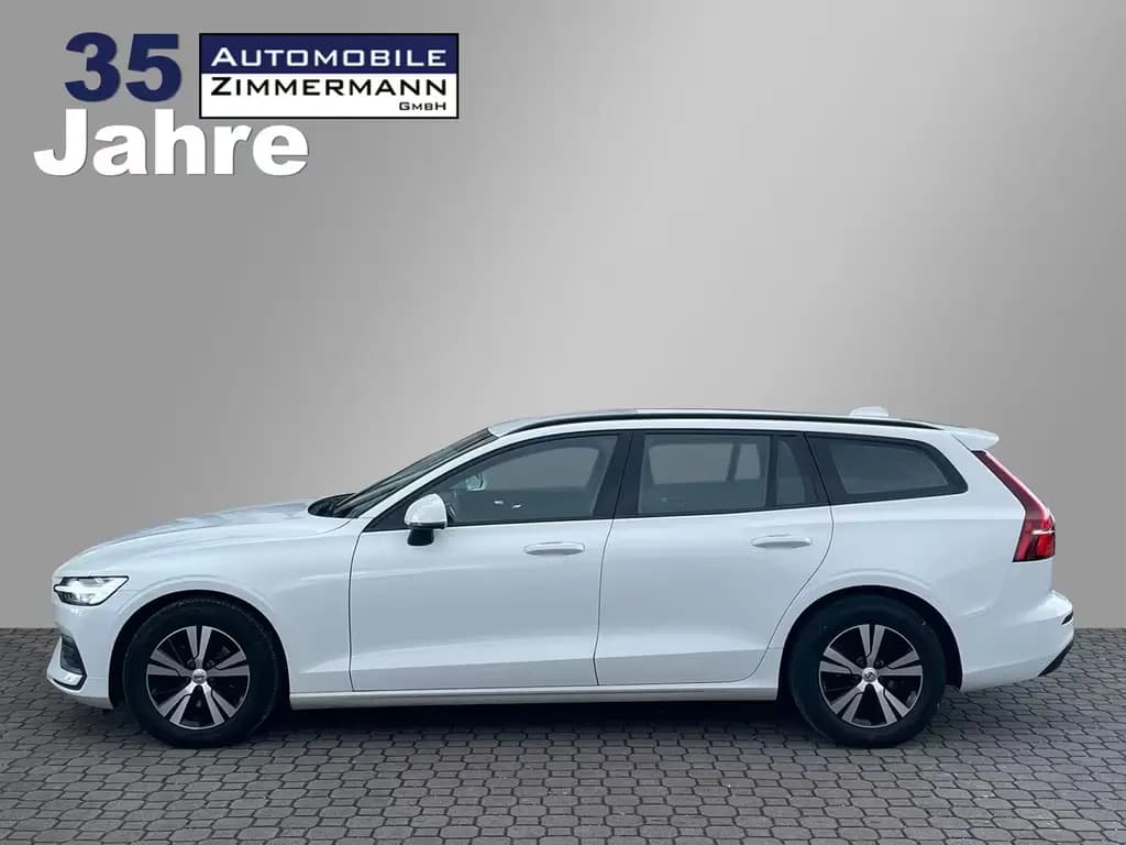 Main__Slider__Photo:Volvo V60 Kombi Momentum Core*Buisness*CarPlay*1.Hand* 07/2020-0