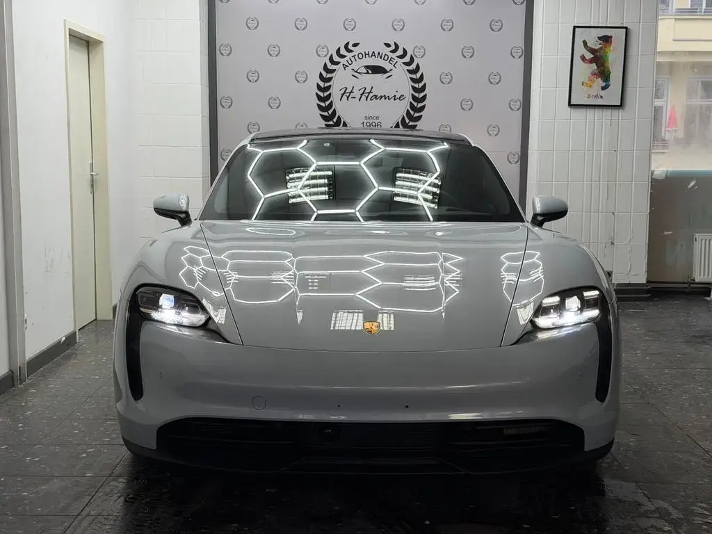 Main__Slider__Photo:Porsche Taycan 4S PERFORMANCE BATTERY-PLUS CHRONO BOSE 12/2023-1