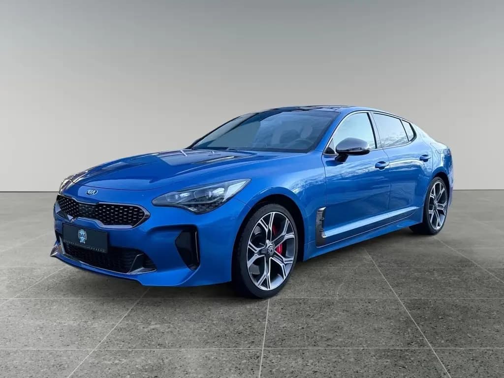 Main__Slider__Photo:Kia Stinger GT 4WD LED/Service&TüV Neu/Pano 08/2018-0