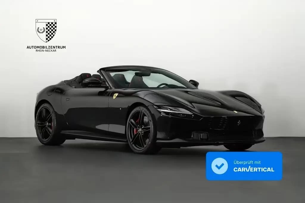 Main__Slider__Photo:Ferrari Roma Spider Carbon-LED/JBL/Shields/NeroDaytona 11/2024-0