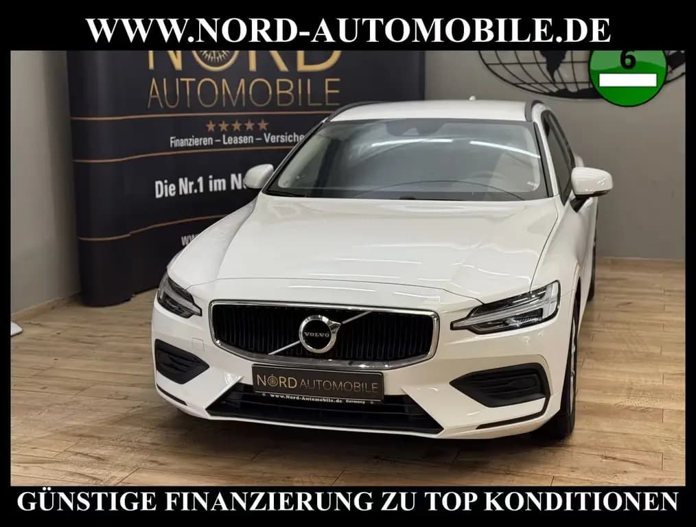 Main__Slider__Photo:Volvo V60 Kombi B3 B Momentum *LED*Navi*Kamera*SHZ*17Z 10/2021-0