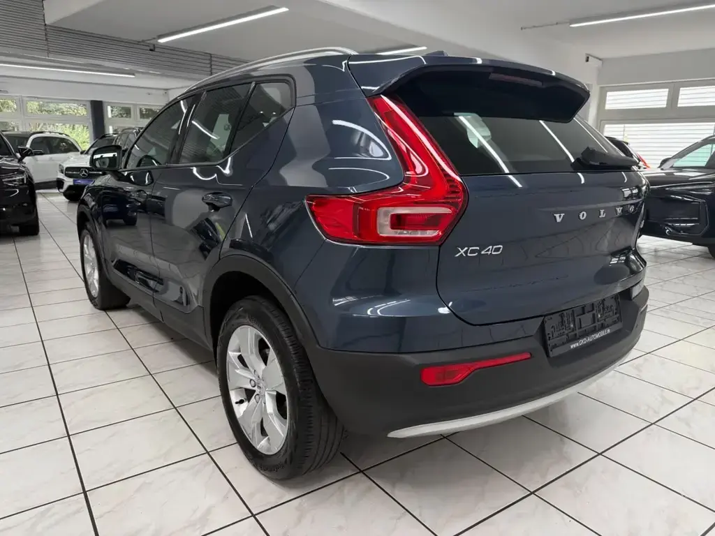 Main__Slider__Photo:Volvo XC40 Momentum Pro 2WD*Navi*Carplay*Kamera* 11/2021-1