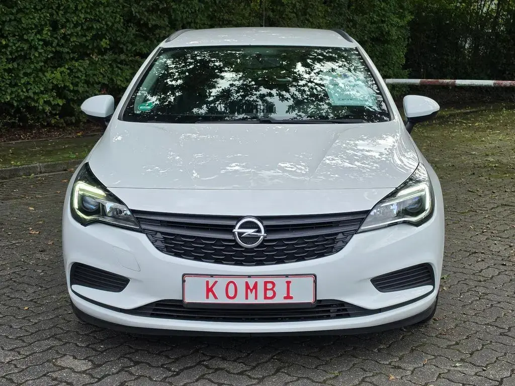 Main__Slider__Photo:Opel Astra Kombi*Selection 2.HD*Klima*Isofix*Scheckh 08/2017-1
