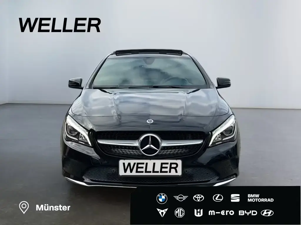 Main__Slider__Photo:Mercedes-Benz CLA-Class 200 Shooting Brake 7G Urban *LED*StHz*Pano* 10/2018-1