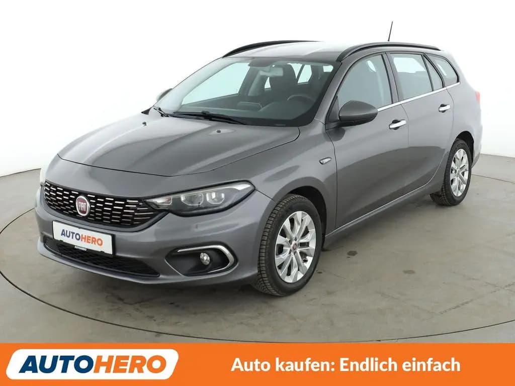 Main__Slider__Photo:Fiat Tipo 1.6 JTDM Lounge 09/2017-0