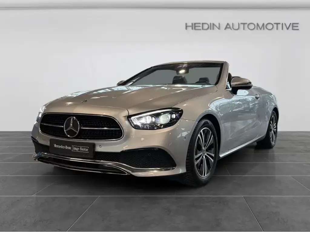 Main__Slider__Photo:Mercedes-Benz E-Class 200 Cabrio AVANTGARD|MBEAM|KAM|AHK|SHZ|AIRSCAF 11/2020-1