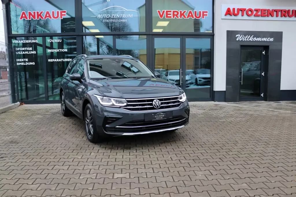 Main__Slider__Photo:Volkswagen Tiguan Elegance 4Motion Standhzg Harman-K Matrix 07/2021-0