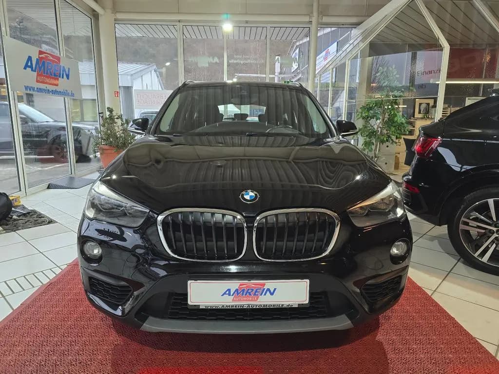 Main__Slider__Photo:BMW X1 sDrive 18 i+NAVI+KLIMA+SHZ+PDC+TÜV 11/27+ 10/2018-0