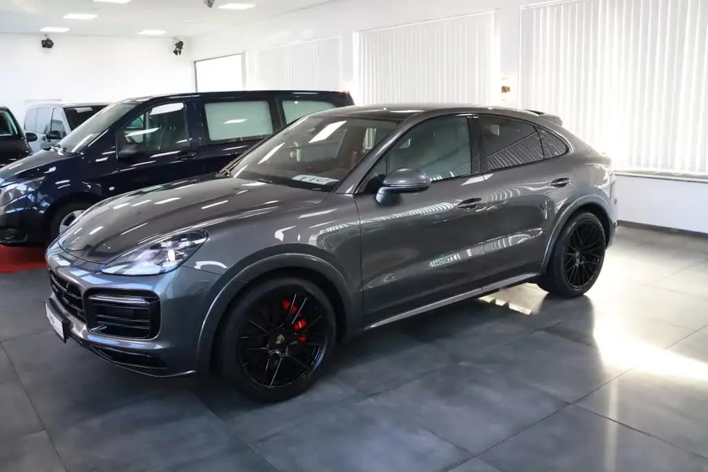 Main__Slider__Photo:Porsche Cayenne Coupe GTS * 1.HAND + MEGA OPTIK * 11/2021-0