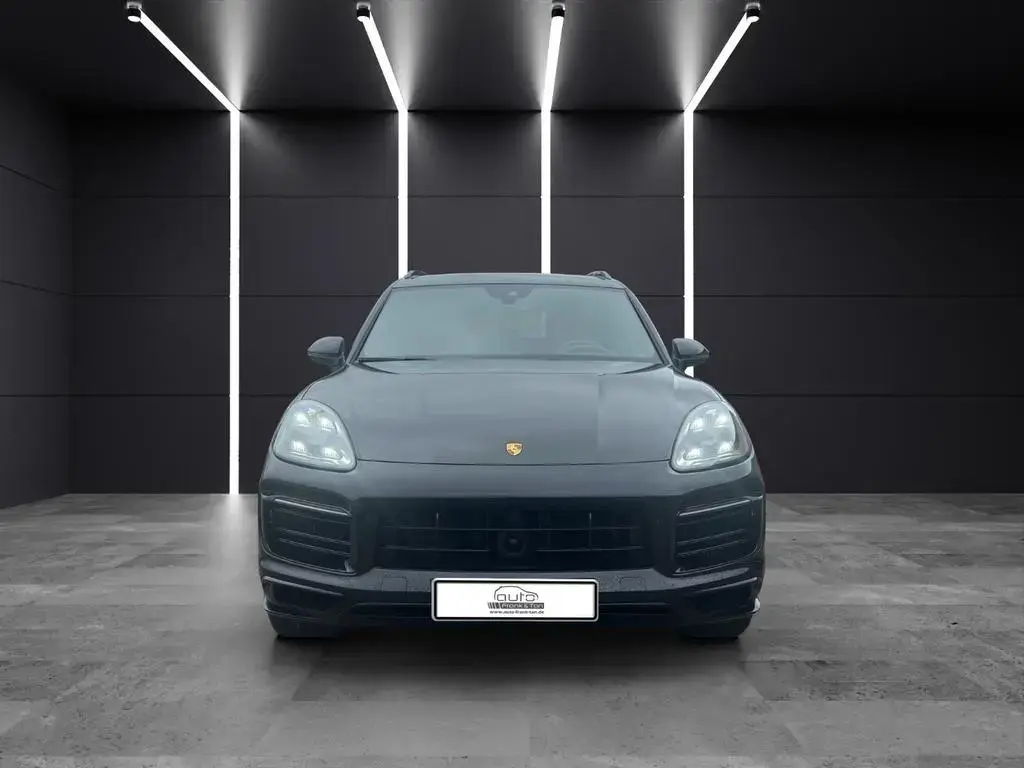 Main__Slider__Photo:Porsche Cayenne E-Hybrid*Matrix*AHK*Carplay*Bose*Head-up 05/2021-1