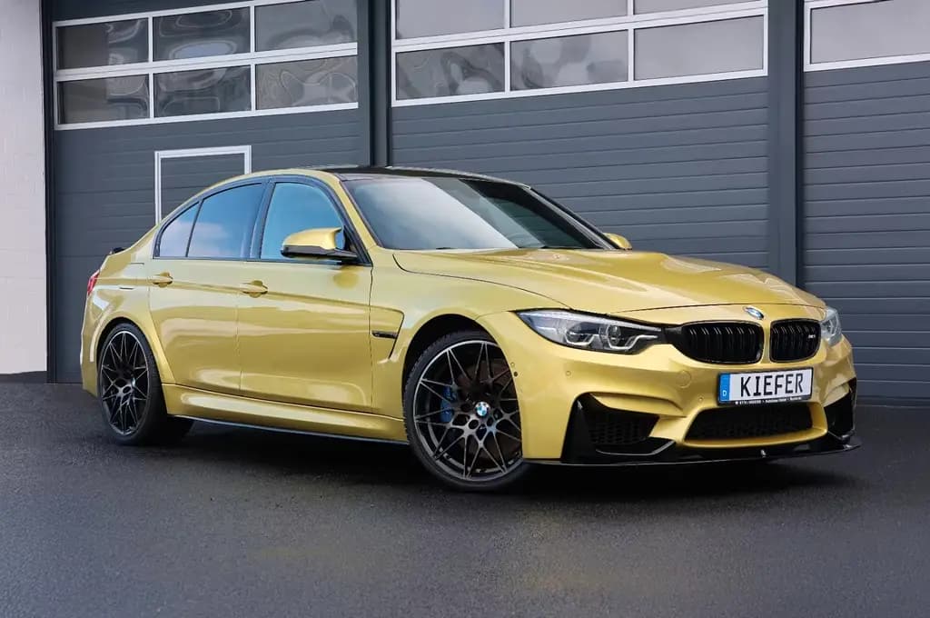 Main__Slider__Photo:BMW M3 Competition/Akrapovič/HUD/H&K/360/Carbondach 11/2017-0
