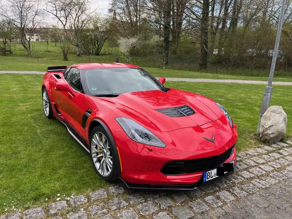 Main__Slider__Photo:Corvette C7 Z06 6.2 V8 AT8 Coupe Z06 3LZ 08/2017-0