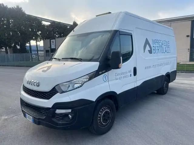 Main__Slider__Photo:Iveco Daily 12/2016-0