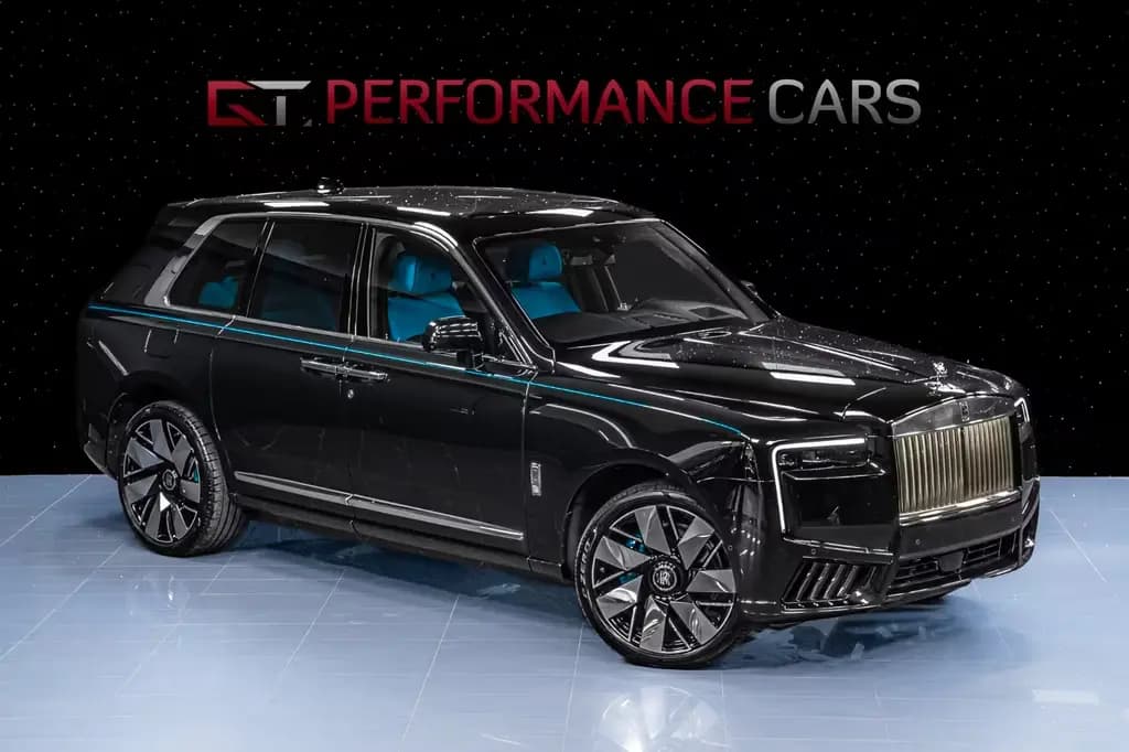 Main__Slider__Photo:Rolls-Royce Cullinan Series II PD2026 4-Seats 23" Stars null-0