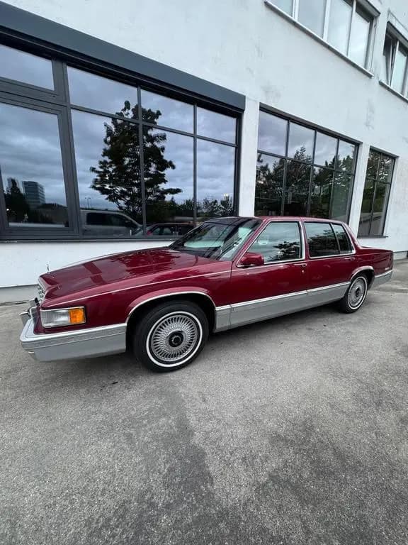 Main__Slider__Photo:Cadillac Deville -H-Kennz. / perfekt auch als dailydriver 07/1992-0