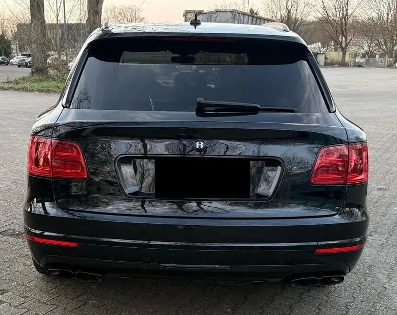 Main__Slider__Photo:Bentley Bentayga 4.0 V8 Diesel 4WD Autom. - 10/2017-0