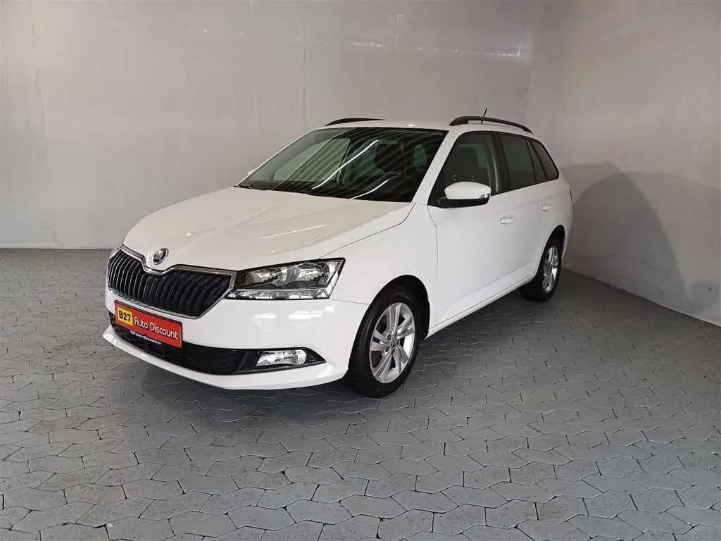 Main__Slider__Photo:Skoda Fabia Combi 1.0 TSI Style NAVI+SHZ+NSW 11/2020-0