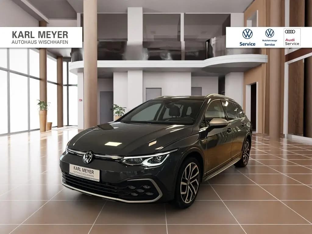 Main__Slider__Photo:Volkswagen Golf VIII Alltrack 2.0 TDI 4Motion Navi 12/2021-0