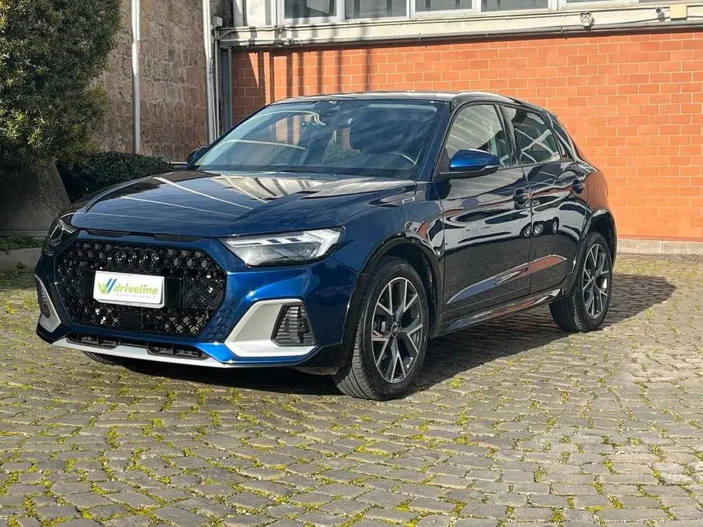 Main__Slider__Photo:Other Audi A1 allstreet 35 TFSI Identity Contrast 02/2023-0