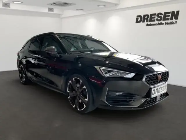 Main__Slider__Photo:Cupra Leon Sportstourer VZ 2.0 TSI 4Drive DSG/Allrad/P 10/2021-1