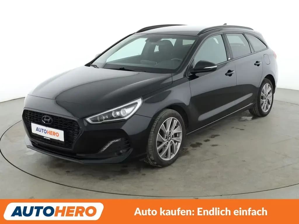 Main__Slider__Photo:Hyundai i30 1.4 TDGI Passion + *NAVI*TEMPO*CAM*PDC* 06/2018-0