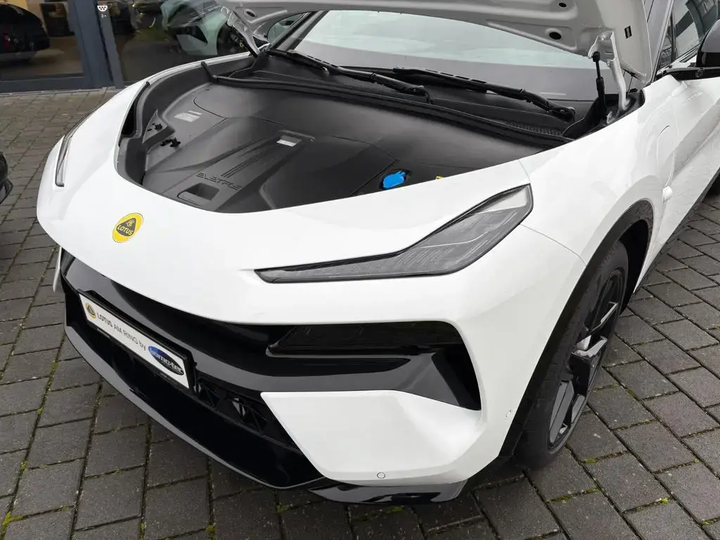 Main__Slider__Photo:Lotus Eletre 600 Business Edition *InvestitionsBooster null-1