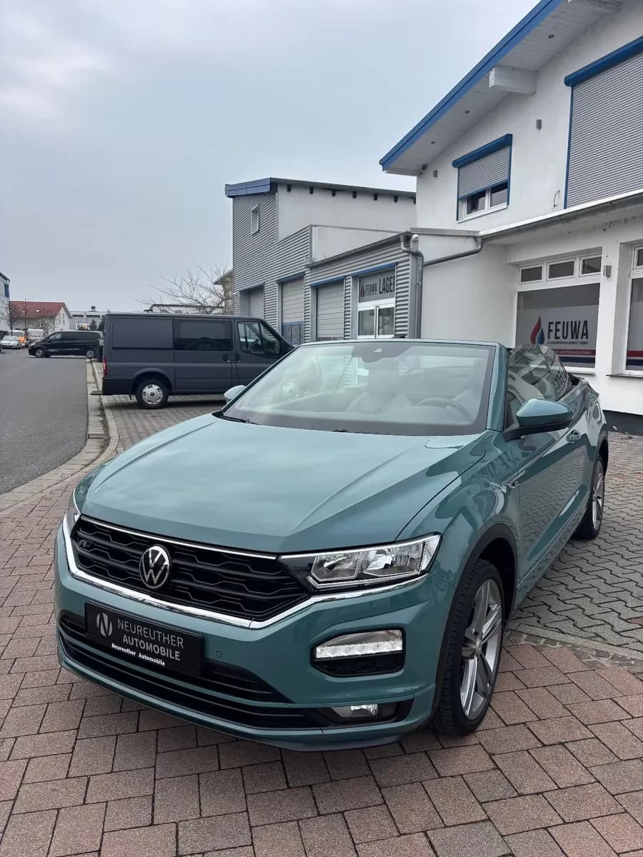 Main__Slider__Photo:Volkswagen T-Roc 11/2021-0