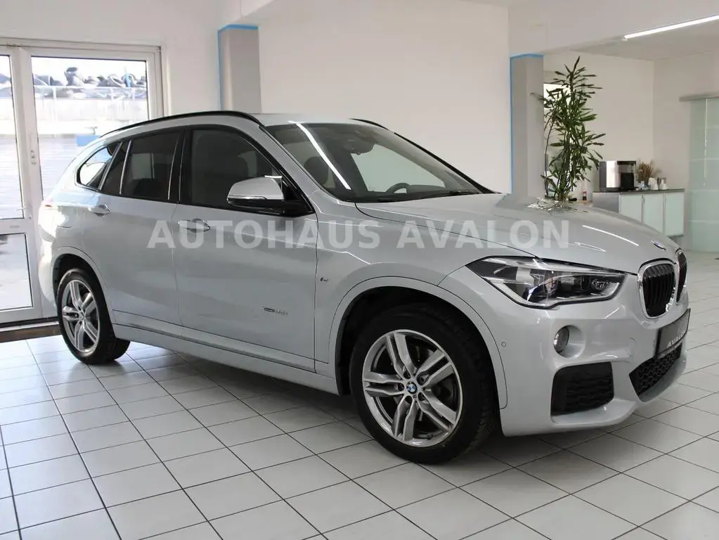 Main__Slider__Photo:BMW X1 xDrive 25i M-SPORT*PANO~LED~KAM~HUD~AHK~H/K 11/2017-1