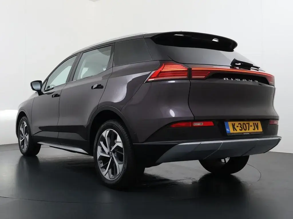 Main__Slider__Photo:Aiways U5 63kWh Showroom Leder | 360 kamera | Carplay | 12/2020-1