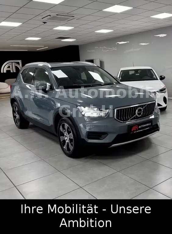 Main__Slider__Photo:Volvo XC40 Inscription*Cam*Panorama*Leder*Standhz*AHK 07/2019-0
