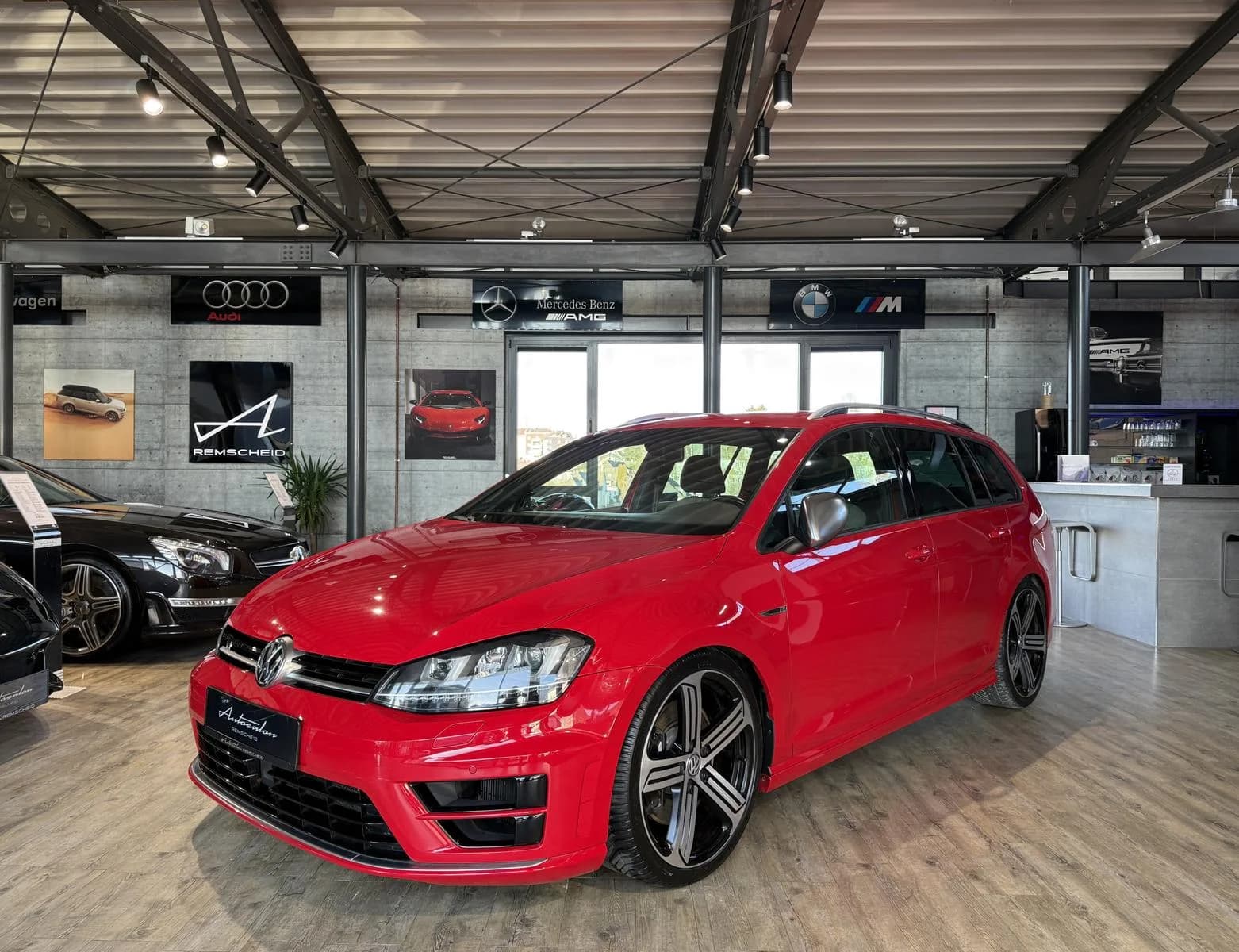 Main__Slider__Photo:Volkswagen Golf 05/2016-0