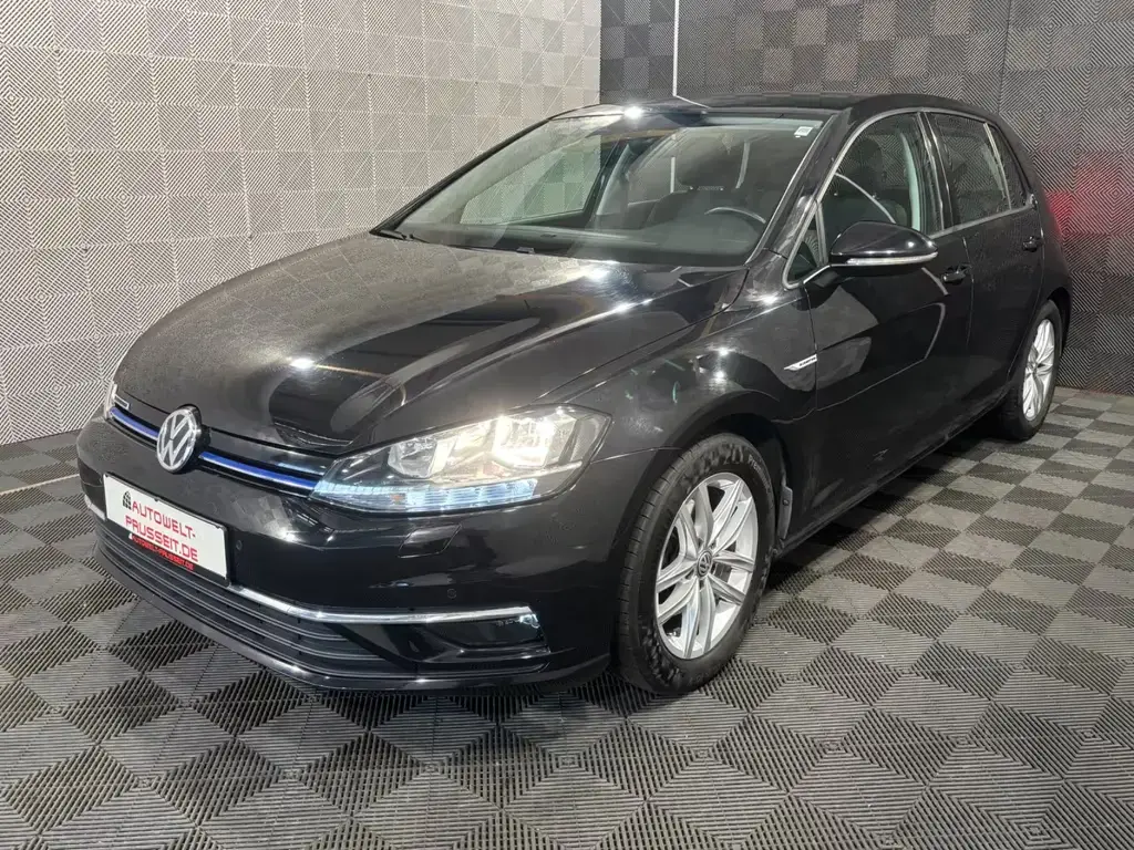 Main__Slider__Photo:Volkswagen Golf VII Lim. 1.5 TSI*COMFORTLINE*ACC-SHZ-SRA-16 06/2018-1