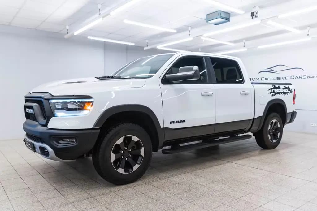 Main__Slider__Photo:Dodge RAM 1500 REBEL 5,7L CARPLAY KAM AHK M+S TEMPOMAT 11/2019-0