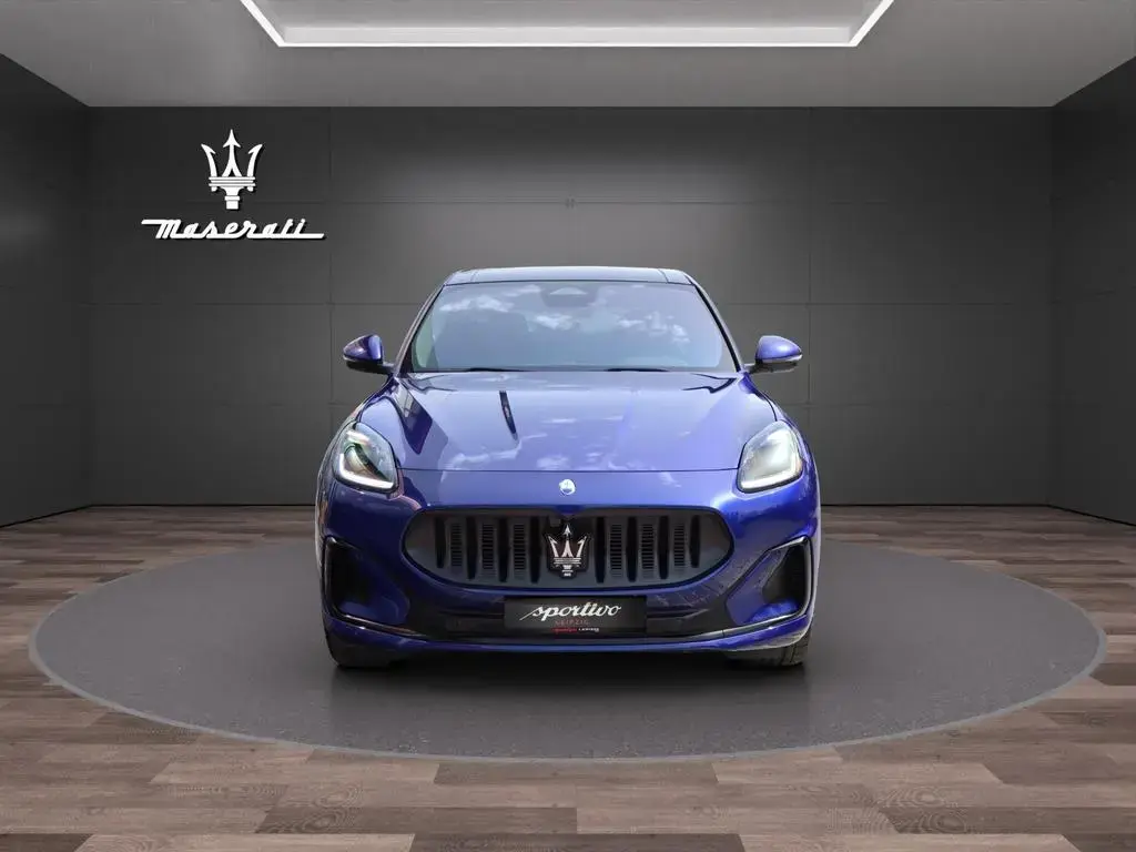 Main__Slider__Photo:Maserati Grecale Folgore 07/2025-1