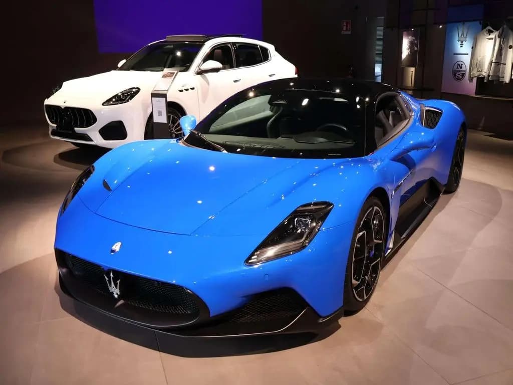 Main__Slider__Photo:Maserati MC20 3.0 V6 630 CV null-0